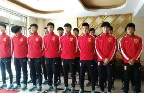 香蕉青草久久成人网